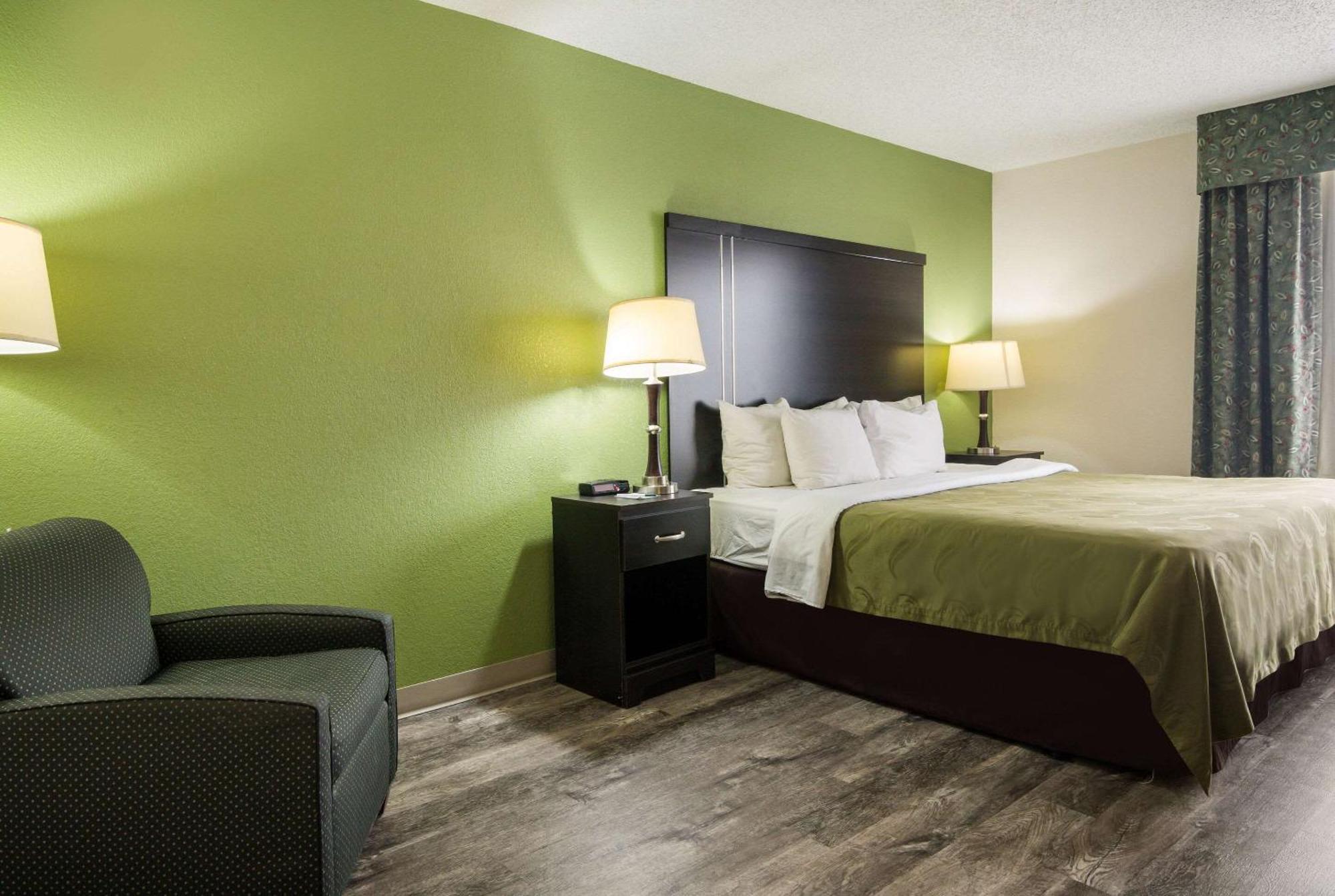 Quality Inn & Suites - Granbury Extérieur photo