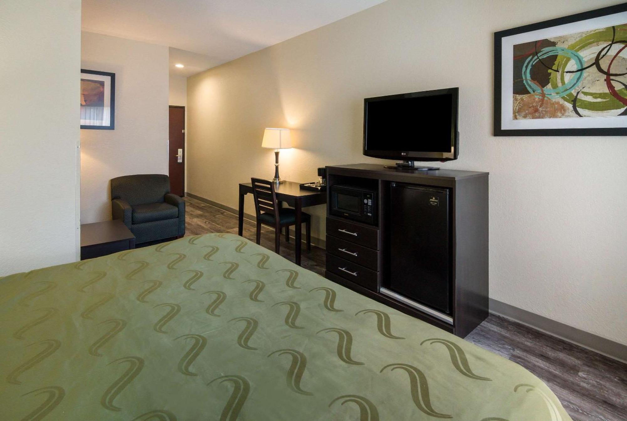 Quality Inn & Suites - Granbury Extérieur photo