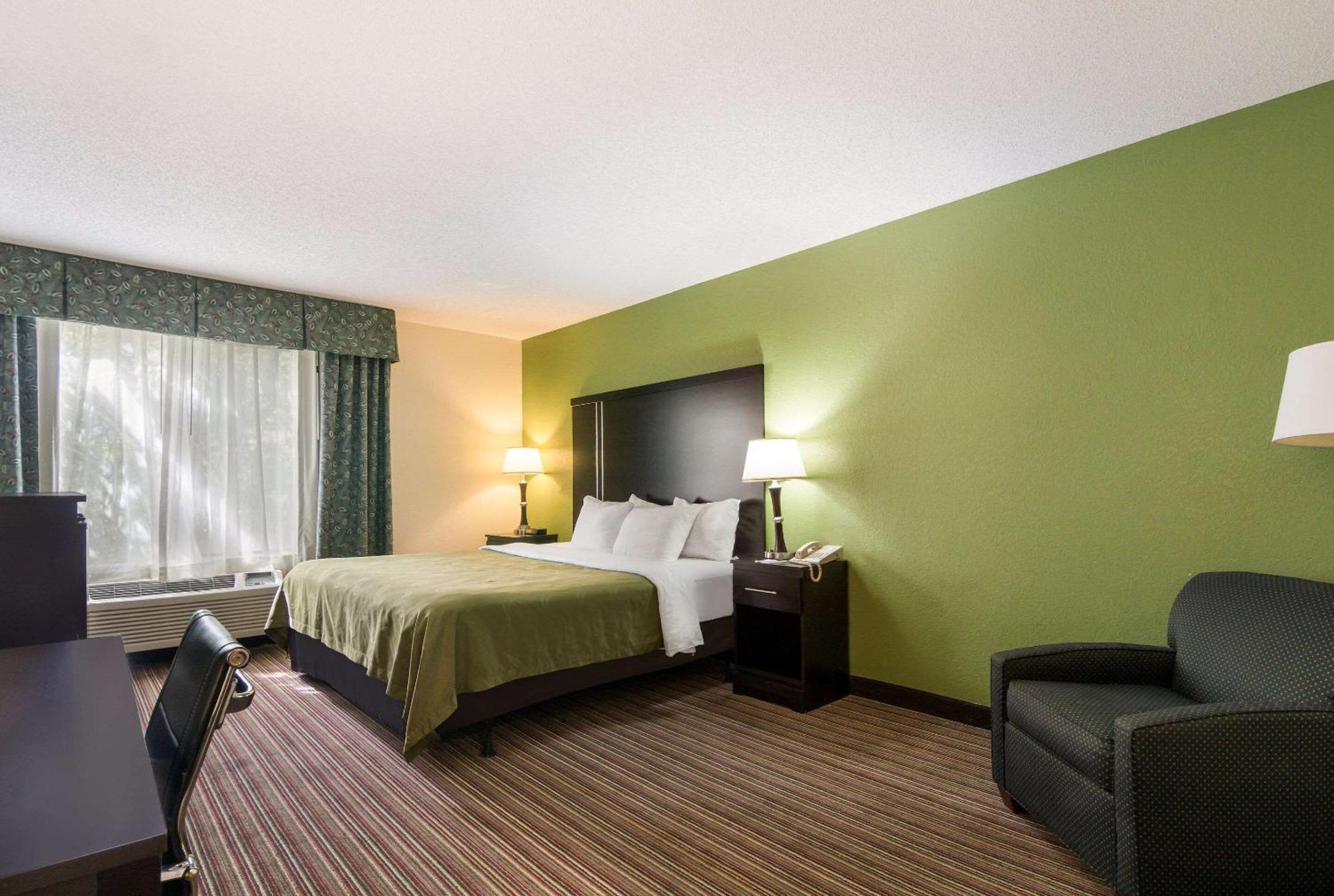 Quality Inn & Suites - Granbury Extérieur photo