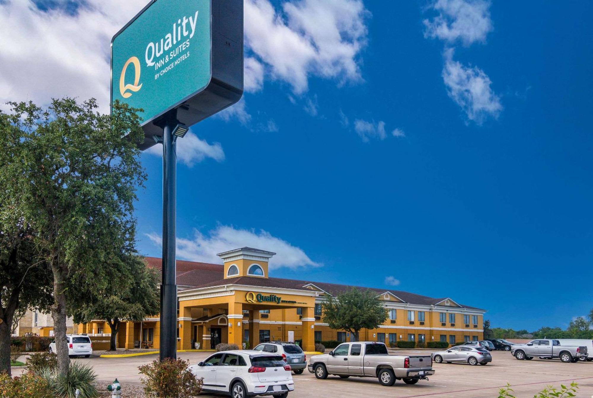 Quality Inn & Suites - Granbury Extérieur photo