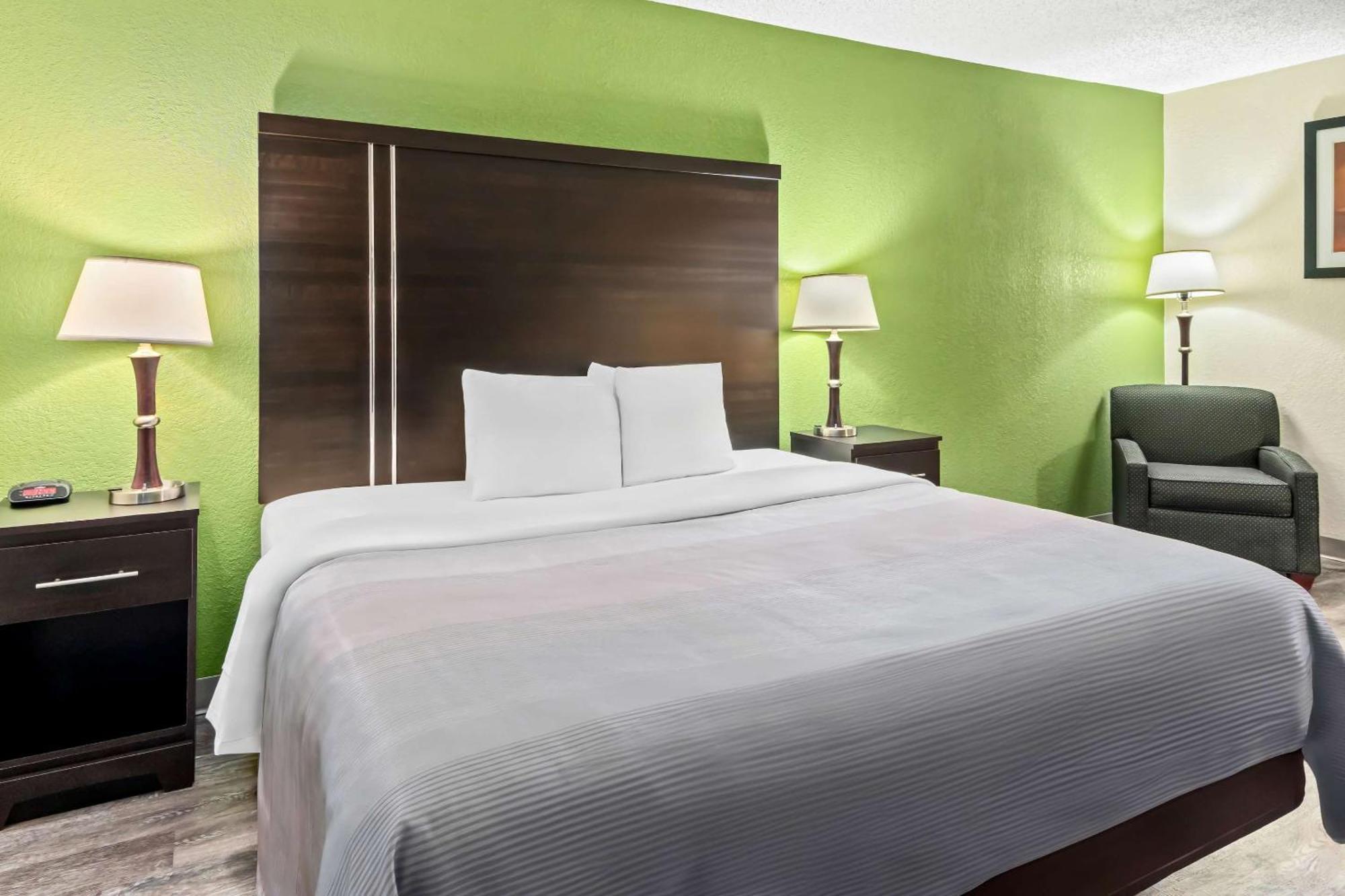 Quality Inn & Suites - Granbury Extérieur photo